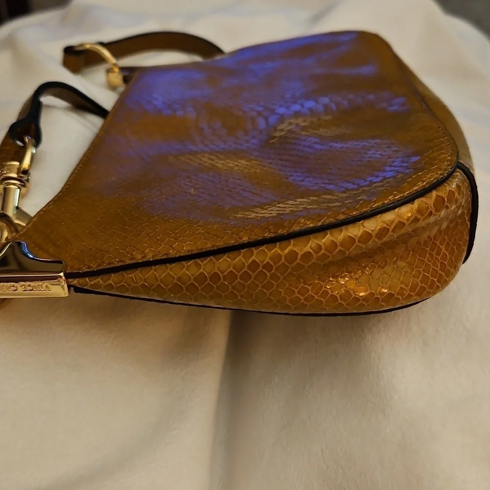 Vince Camuto Y2k Irine Dark Wheat Snakeskin Leather Mini Baguette Shoulder Bag - Picture 12 of 14